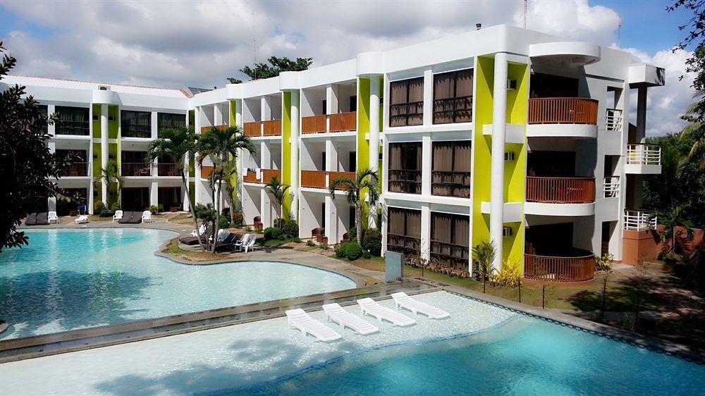 Apple Tree Resort & Hotel Cagayan de Oro Exterior photo