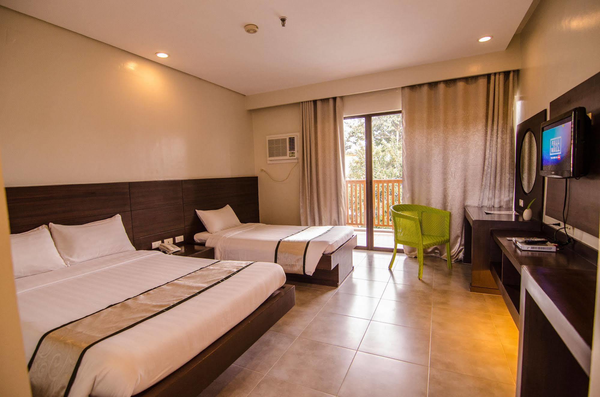 Apple Tree Resort & Hotel Cagayan de Oro Exterior photo